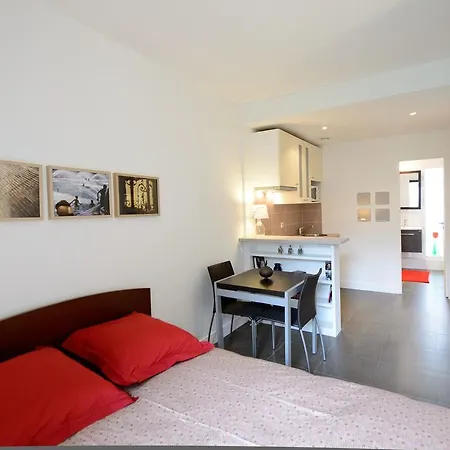 La Campagne A Bed & Breakfast